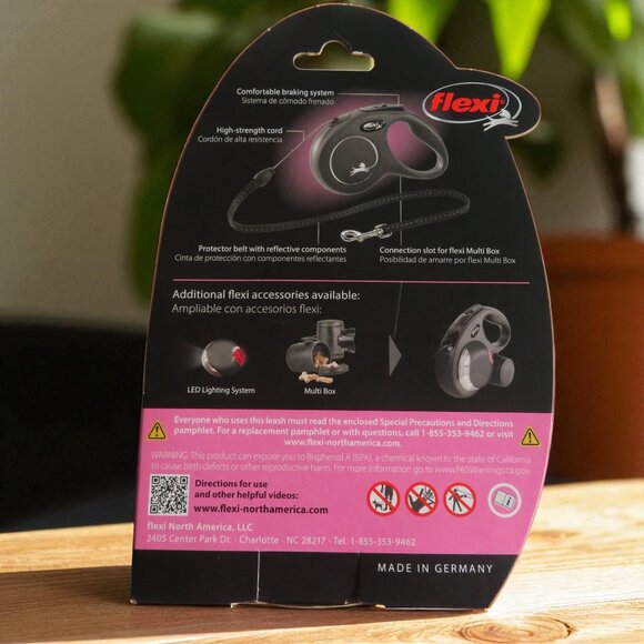 Flexi New Classic Nylon Cord Retractable Dog Leash, Black, Small: 16-ft - NWT - Picture 3 of 5